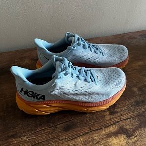 Hoka Clifton 8